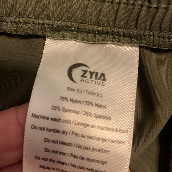 Zyia Olive Everywhere pants Large EUC - Picture 6 of 9